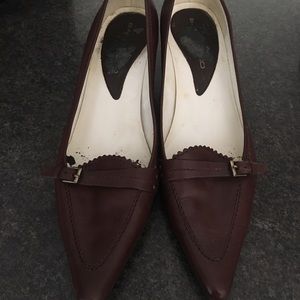 Bandalino brown kitten heels